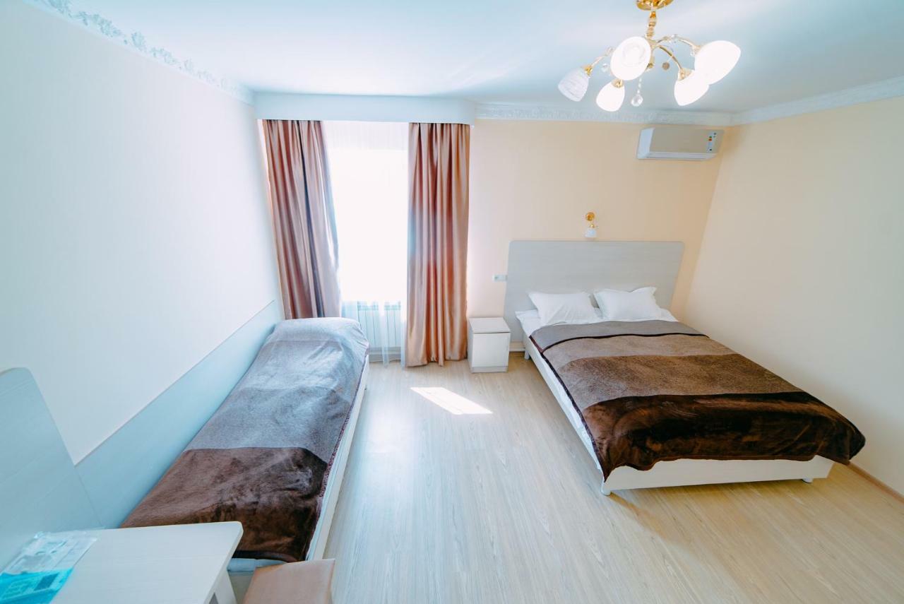 224 Hotel Almati Kültér fotó