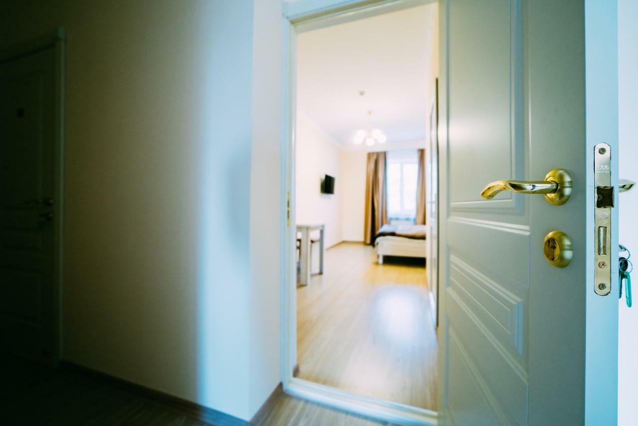 224 Hotel Almati Kültér fotó